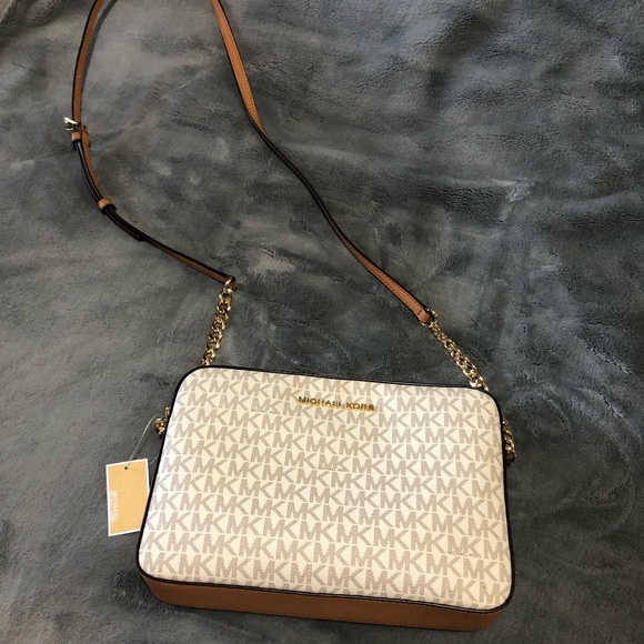 MICHAEL KORS crossbody jet set item vanilla - Picture 3 of 7